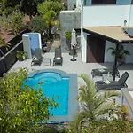 Solsidan Pool, Jacuzzi, A/c 15 Minutes Walking To Marina Rubicon *