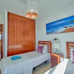 Solsidan Pool, Jacuzzi, A/c 15 Minutes Walking To Marina Rubicon Villa *