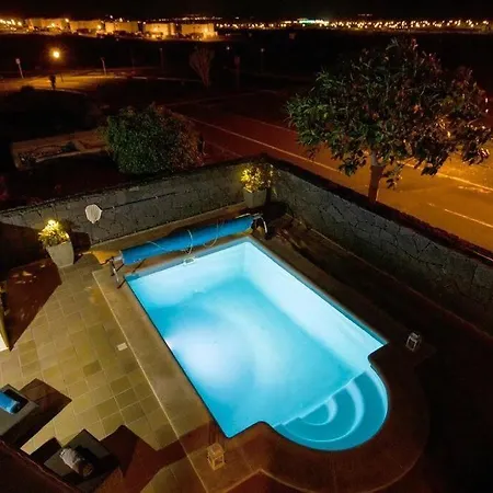 Solsidan Pool, Jacuzzi, A/c 15 Minutes Walking To Marina Rubicon Πλάγια Μπλάνκα