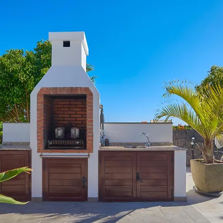Solsidan Pool, Jacuzzi, A/c 15 Minutes Walking To Marina Rubicon * Playa Blanca (Lanzarote)