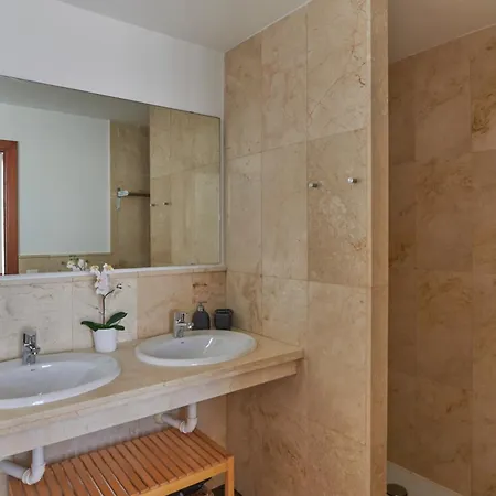 Villa Solsidan Pool, Jacuzzi, A/c 15 Minutes Walking To Marina Rubicon