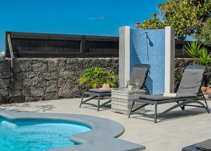 Solsidan Pool, Jacuzzi, A/c 15 Minutes Walking To Marina Rubicon 빌라 *